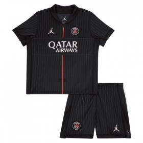 Koszulka Paris Saint-Germain Kvaratskhelia 7 Jordan Dziecięcy Czwarty 2025-26 Koszulki Piłkarskie Krótki Rękaw