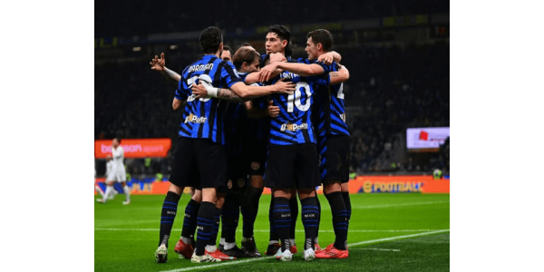 Inter Mediolan rewanżuje się Fiorentinie 2-1 i jest tuż za Napoli w punktacji
